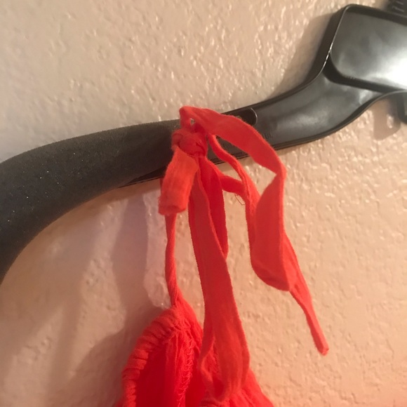 Keyhole Shirt - Picture 4 of 6